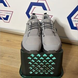 Oncloud 6 Waterproof MEN 9.5